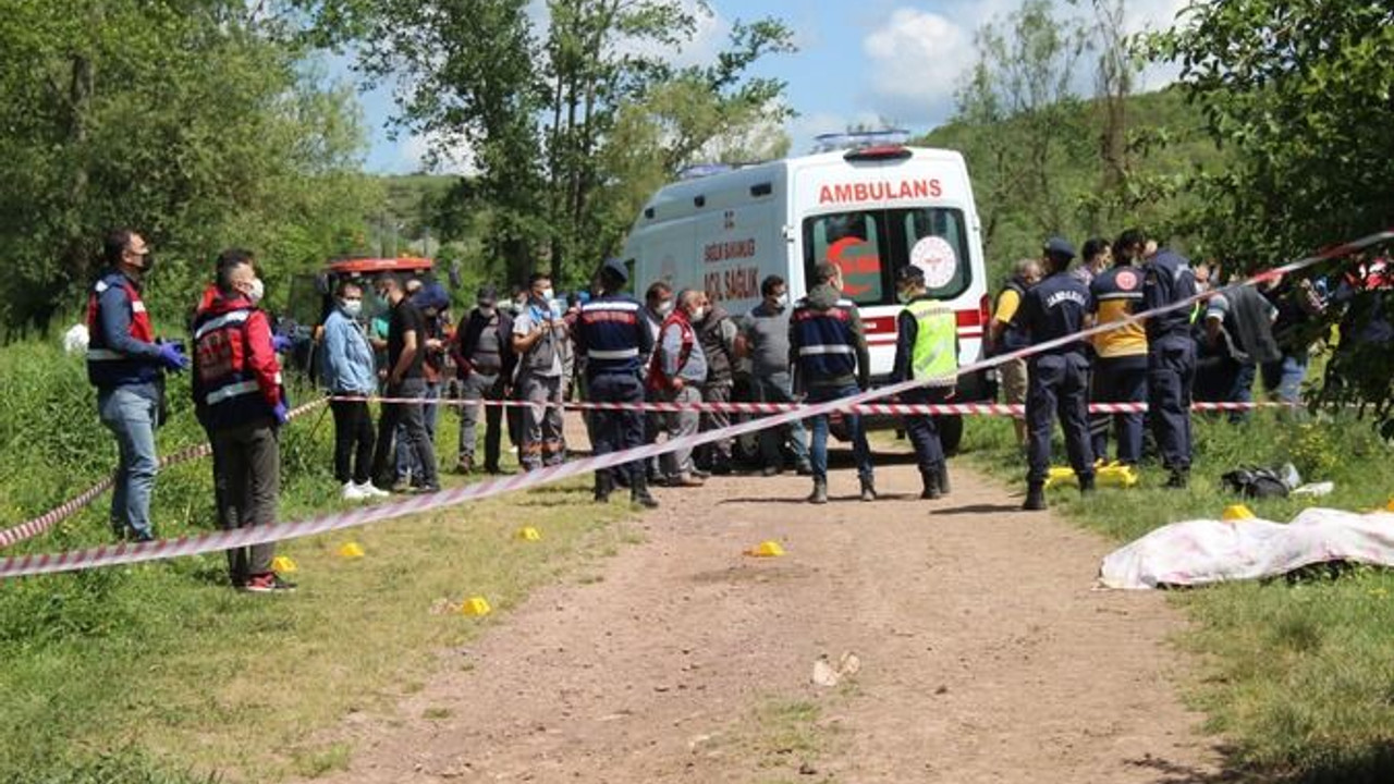Annesi ve babası öldürülen genç kız: "Sanık bana sözlü tacizde bulunmuştu"