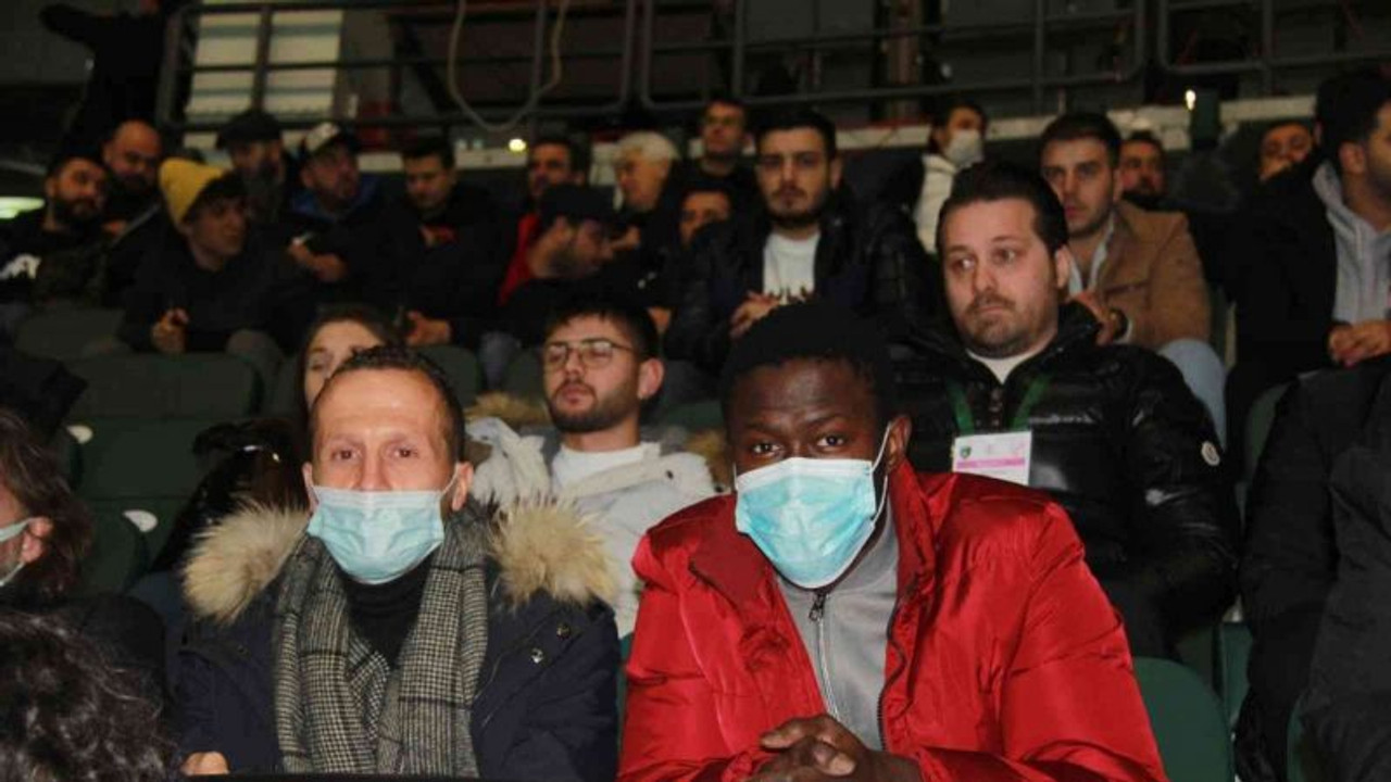 Kocaelispor, Babacar Gueye’yi resmen açıkladı
