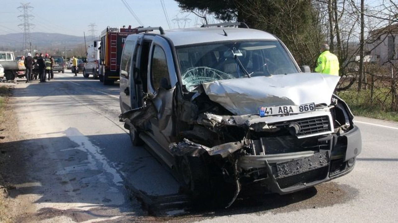 3 aracın karıştığı trafik kazası!