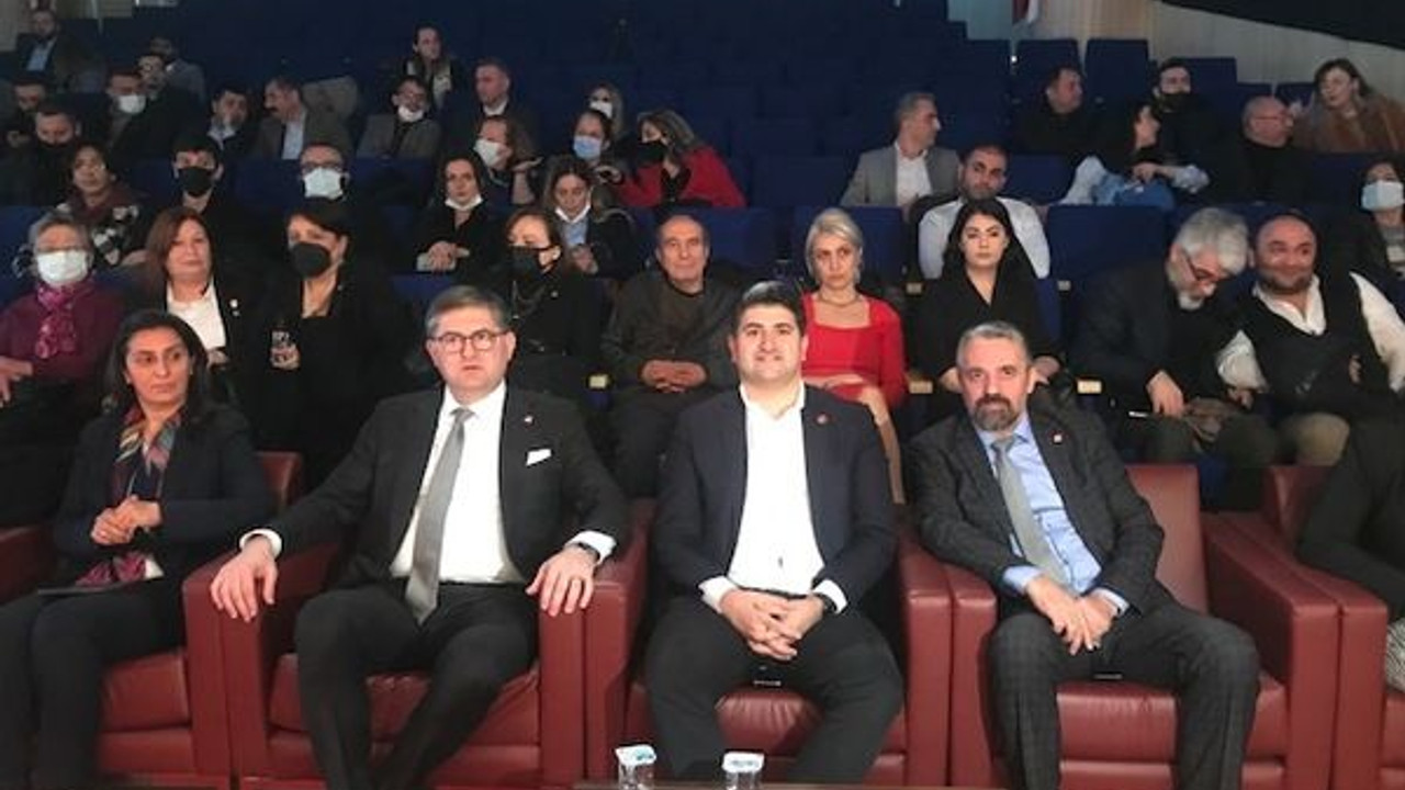 Adıgüzel iddialı konuştu “Hiçbir genç yurt dışında yaşamak istiyorum demeyecek”