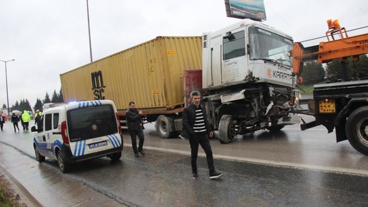 TEM Otoyolu'nda kaza yaralılar var!