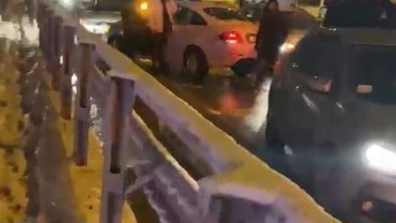 10 araç kazaya karıştı, D-100 kapandı!