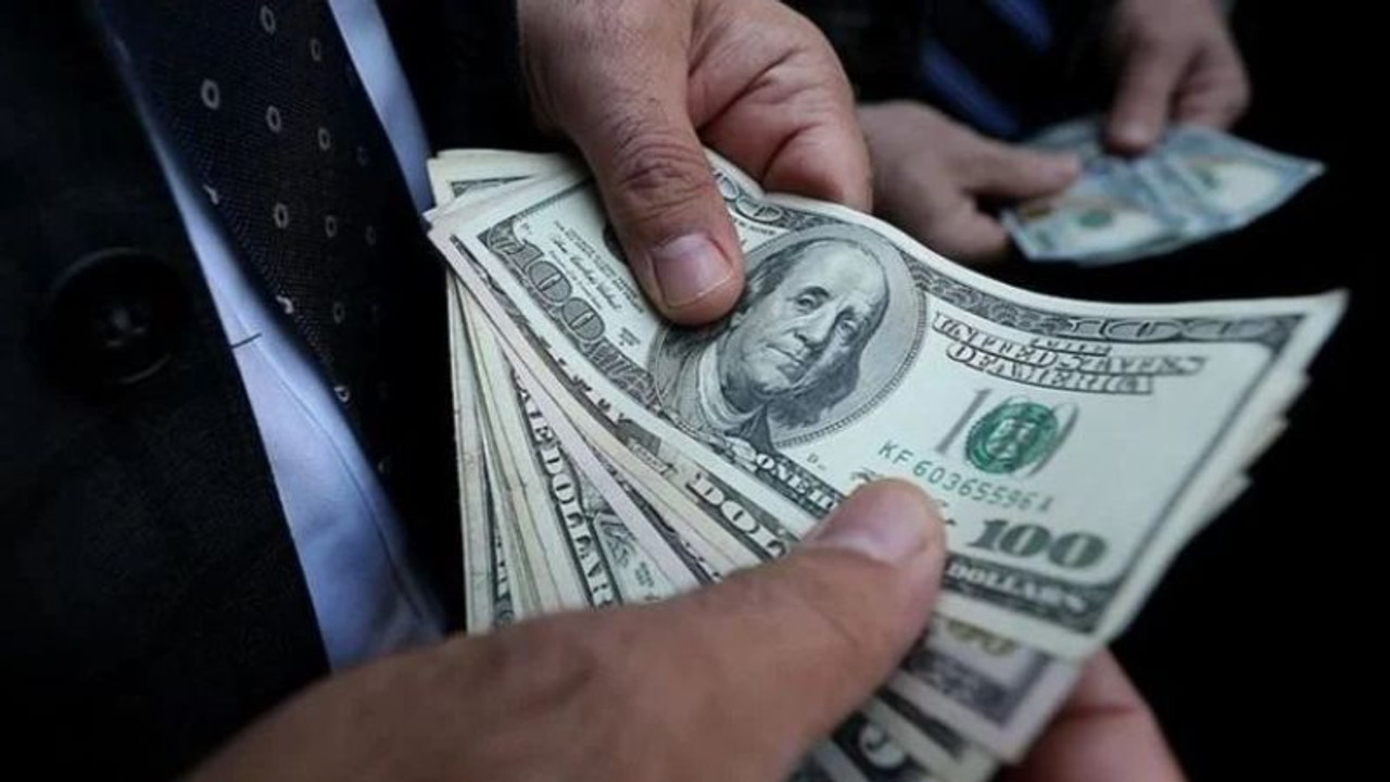 Yıl sonu için korkutan dolar tahmini