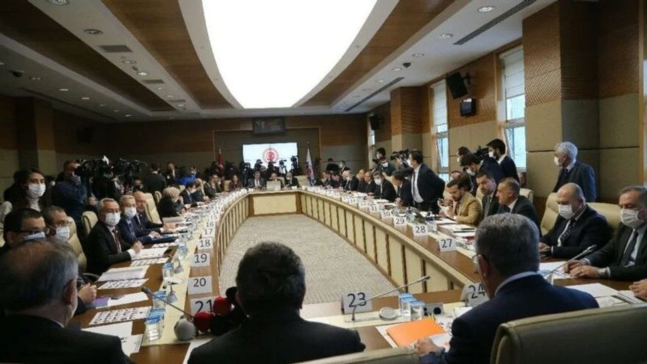 Seçim Kanunu teklifi komisyondan geçti
