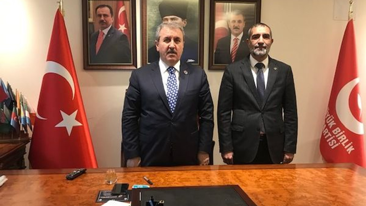 Destici partililerle buluştu