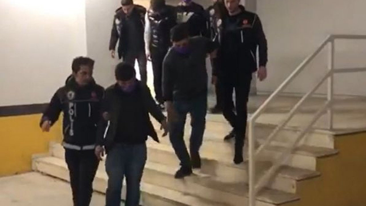 Piyasaya sürmeye hazırlandıkları uyuşturucuyla yakalandılar