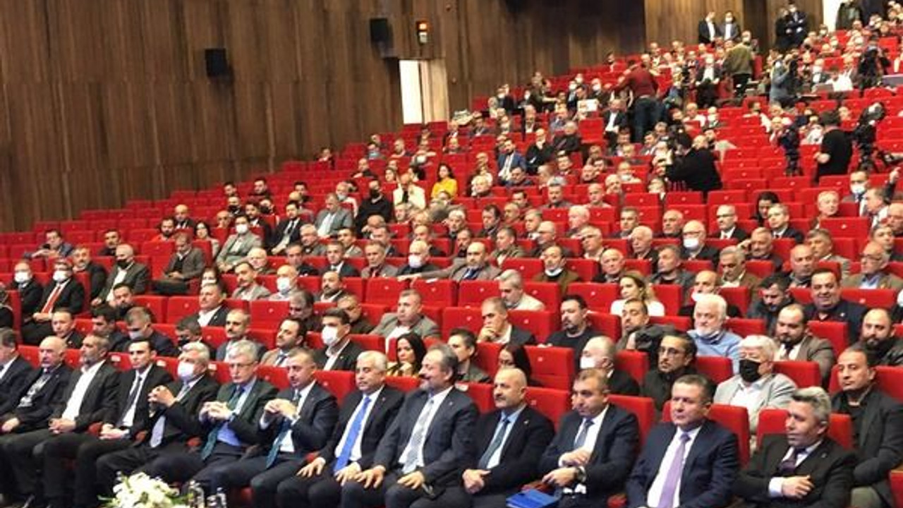 Başkanlar arkada Civelek protokolde