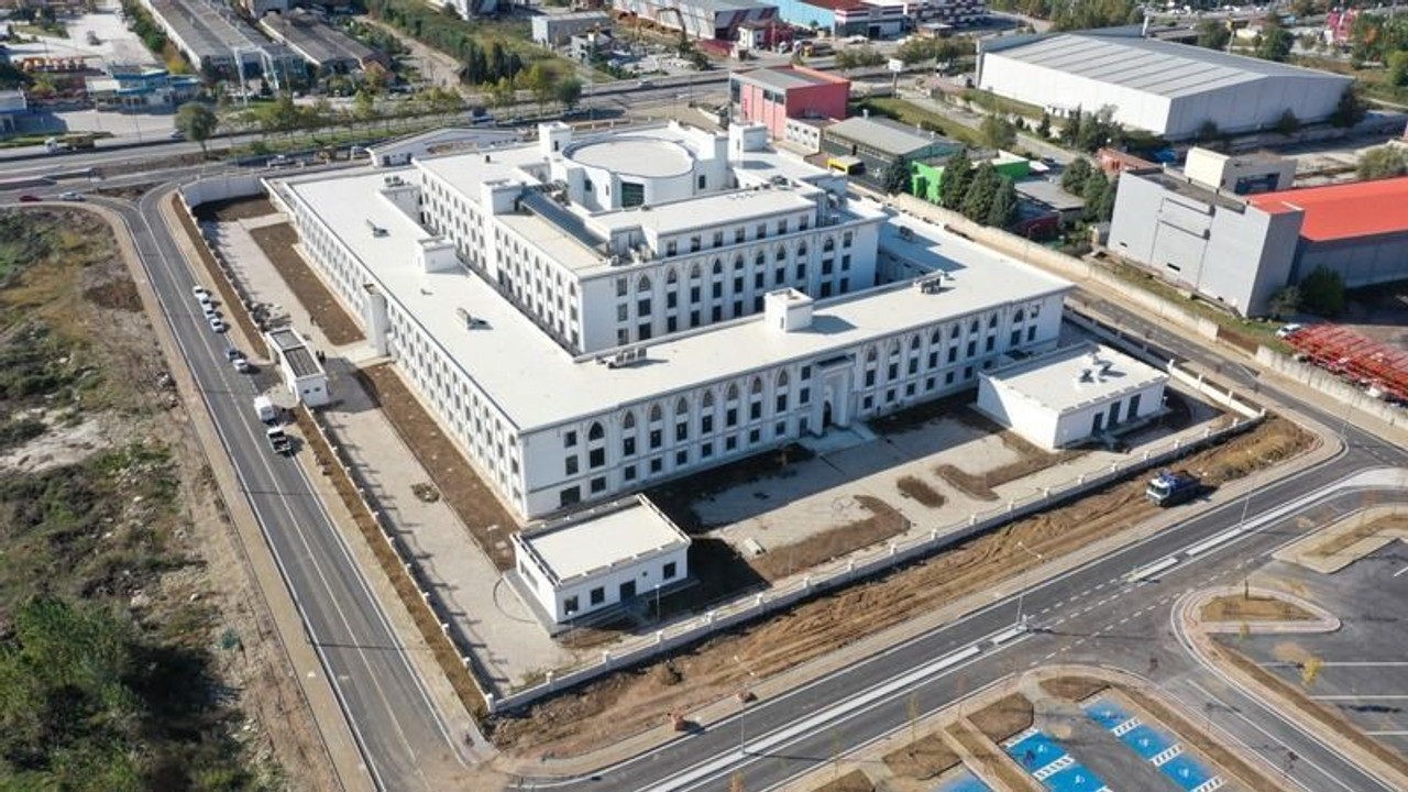 Kocaeli Emniyeti yeni yerinde