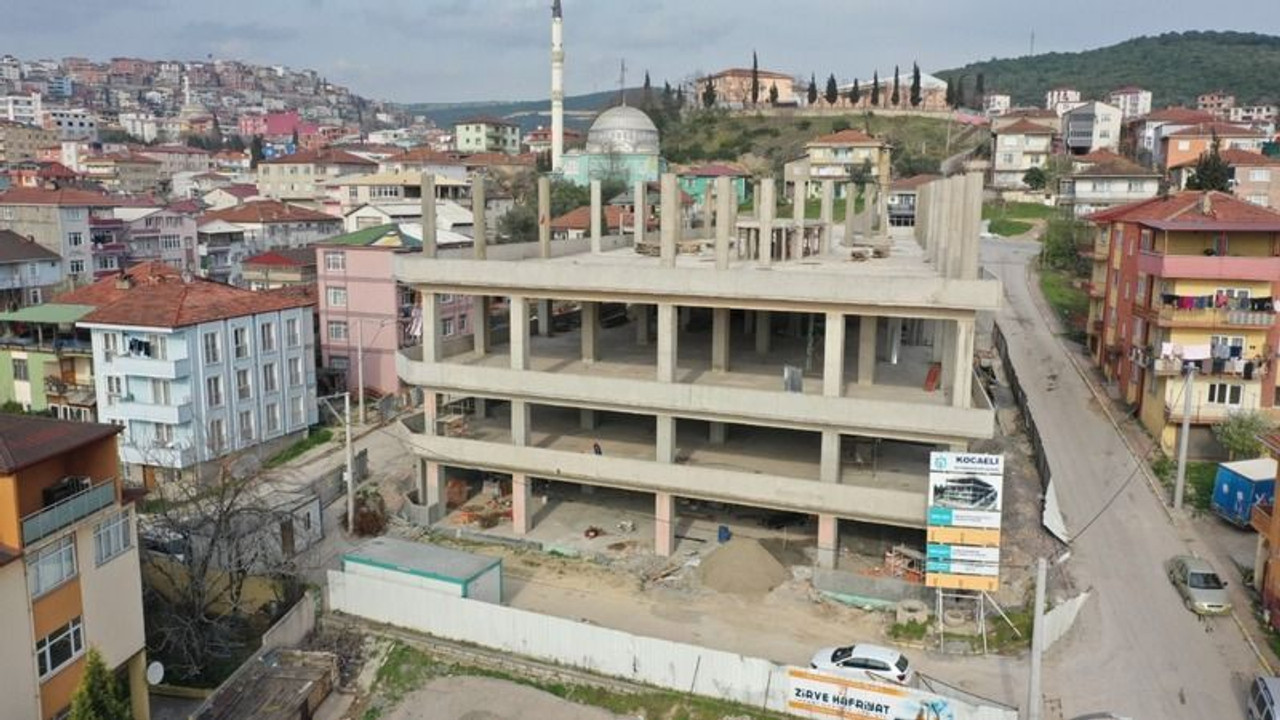 Katlı otoparkta çalışmalar sürüyor