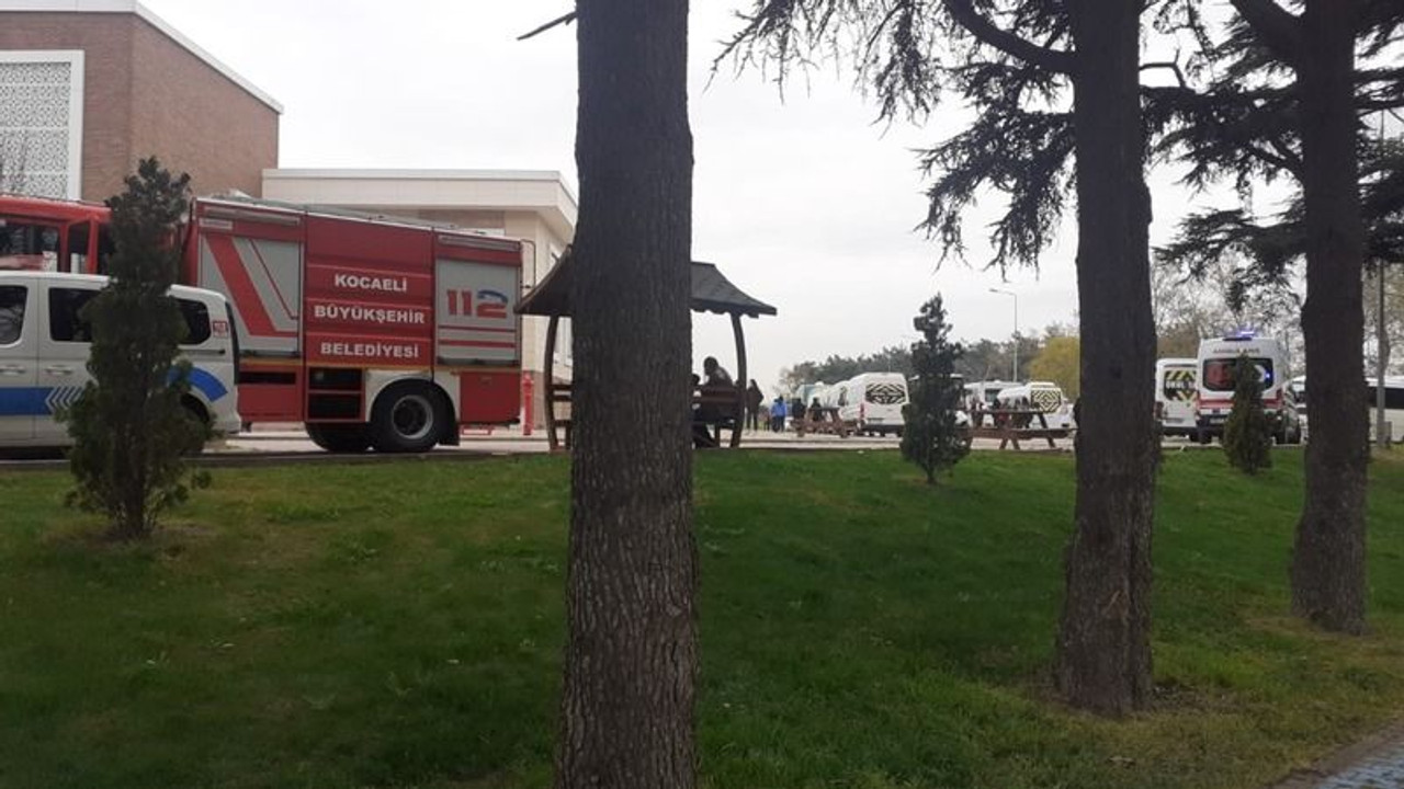 Üniversitenin konferans salonunda yangın