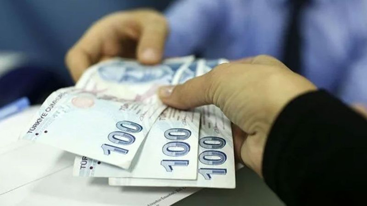 Emekli bayram ikramiyesi ödeme tarihleri belli oldu