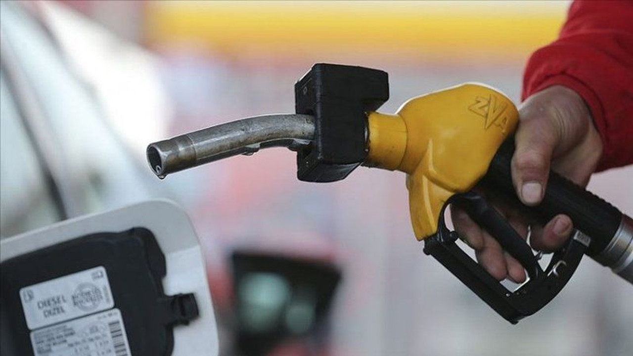 Bayram öncesi benzine büyük zam!