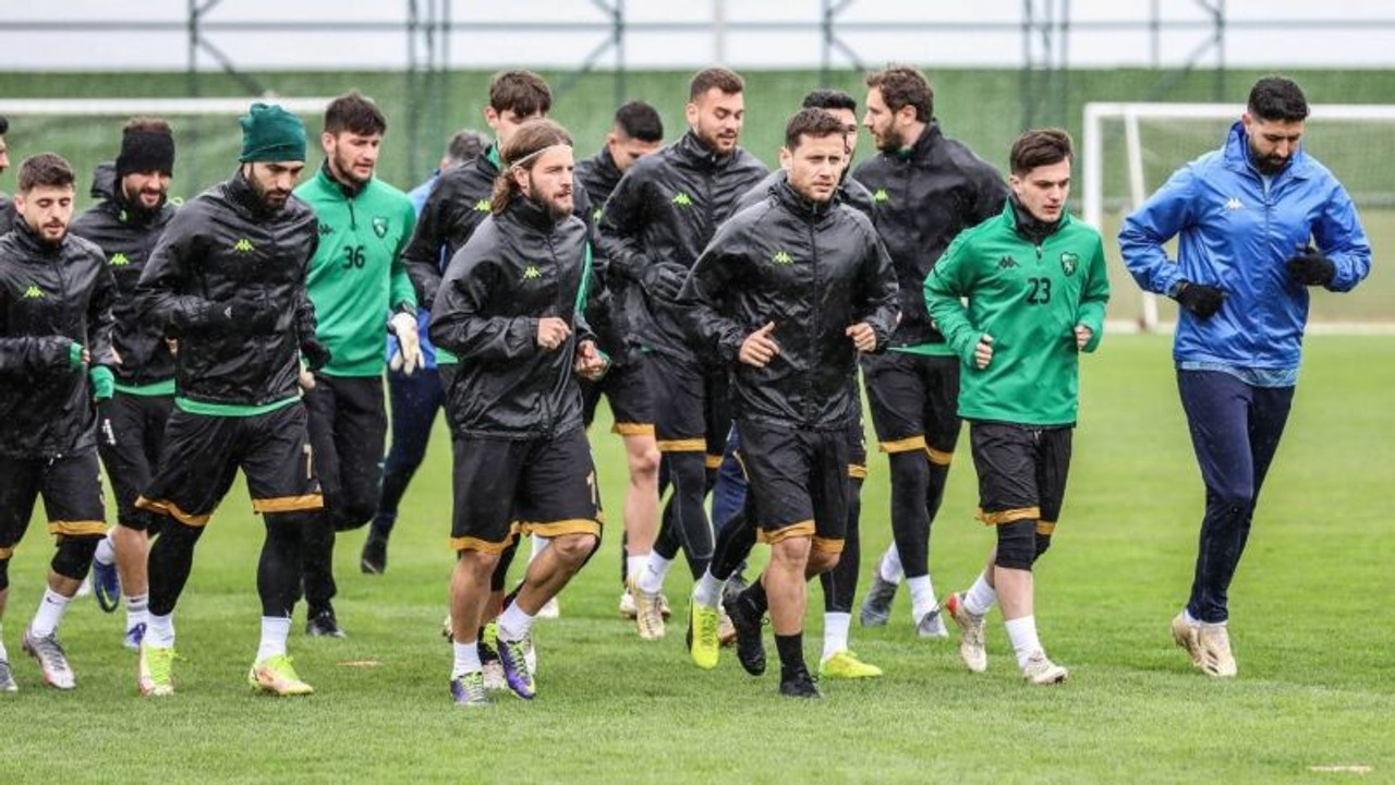 Kocaelispor, Erzurum'a 6 eksikle gitti