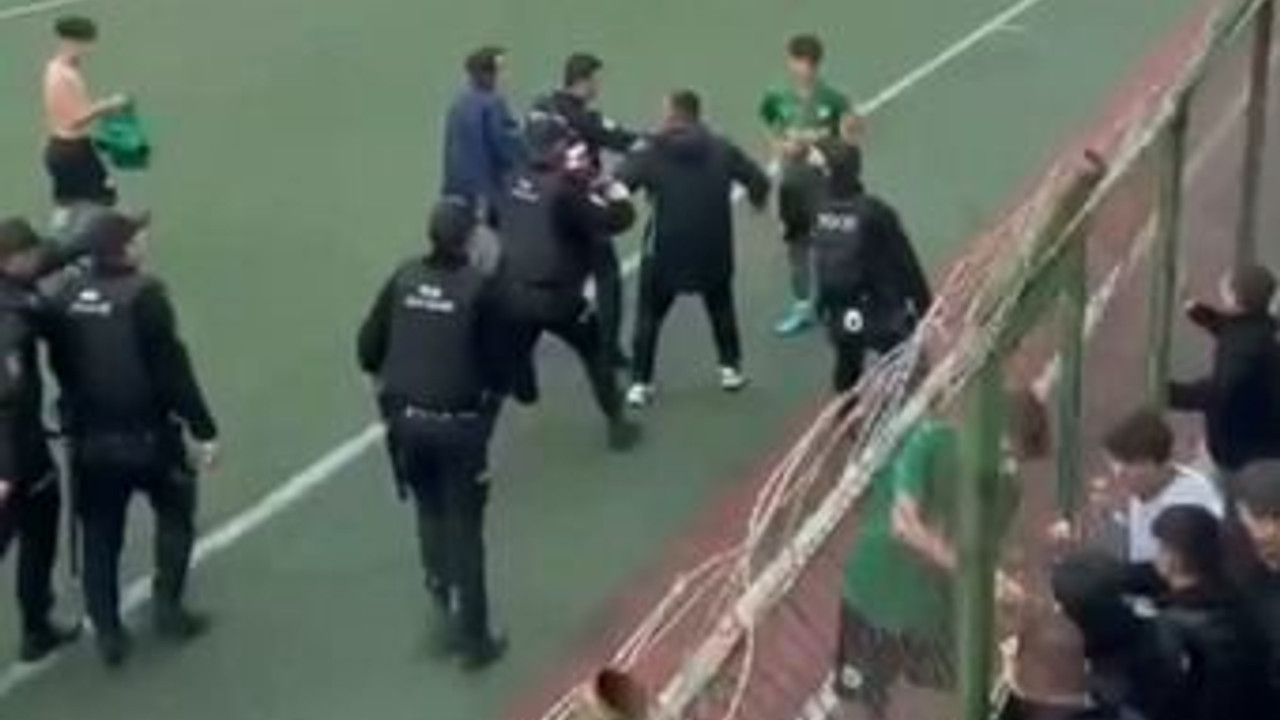 Yeşil saha ringe döndü!