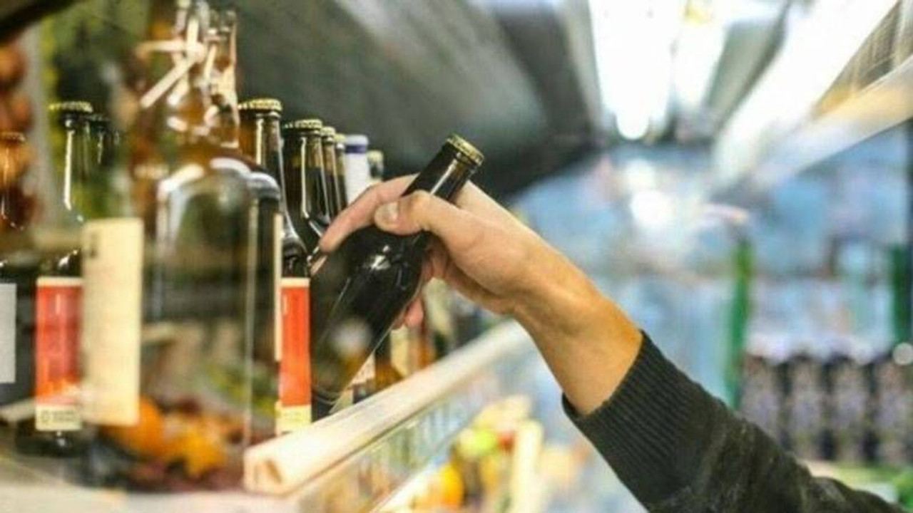 Tüketim yüksek alkollü içkiye kaydı