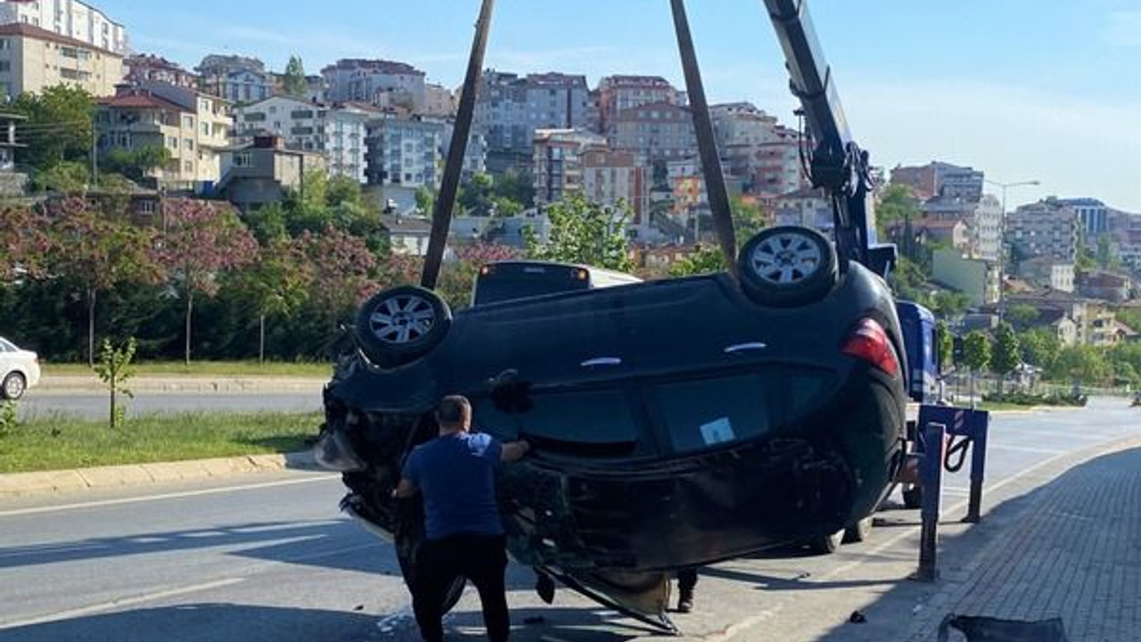 Takla atan otomobilden BURNU BİLE KANAMADAN ÇIKTI