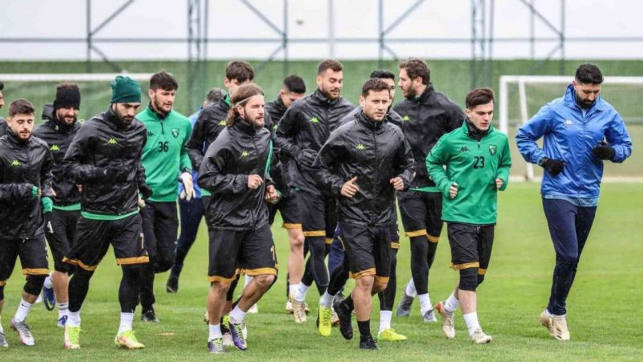 Kocaelispor, veda maçında gençleri profesyonel yapacak