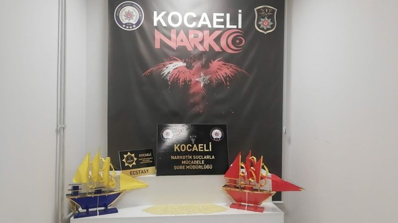 Oyuncak gemilere uyuşturucu saklamışlar!