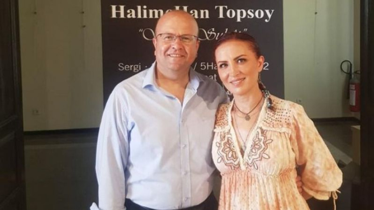 Resimleriyle, kadınların acısını anlattı