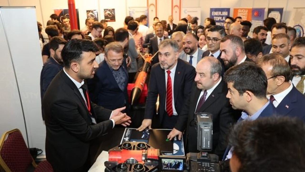 Bakan Varank: Bunlar sanayiden de üretimden de anlamıyor