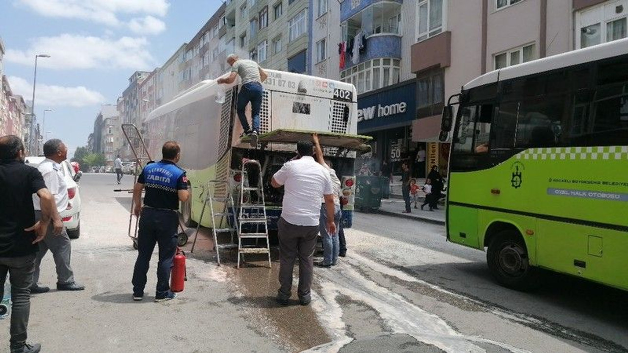 Seyir halindeki otobüste yangın!