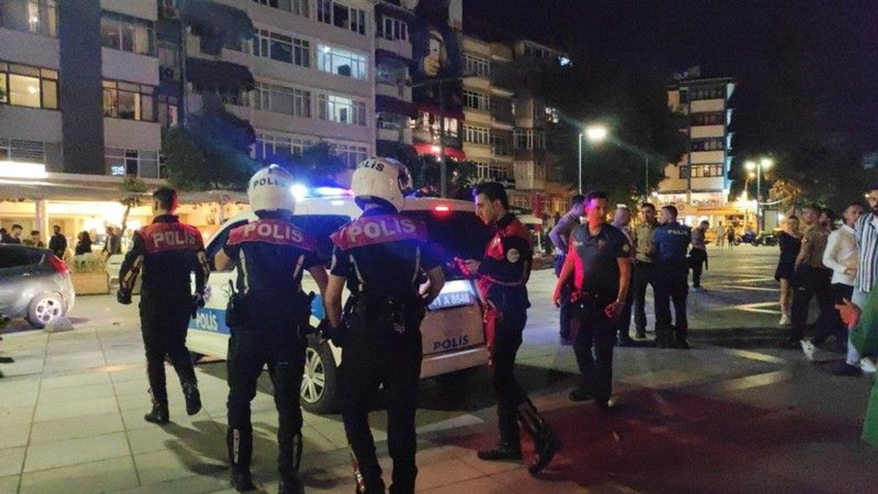 Yaş 17, suç kaydı 70