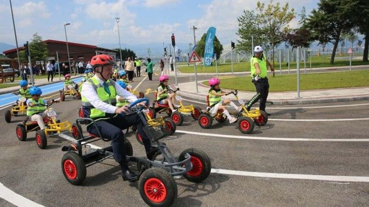 Trafik Eğitim Parkı’nda ilk ders Büyükakın’dan