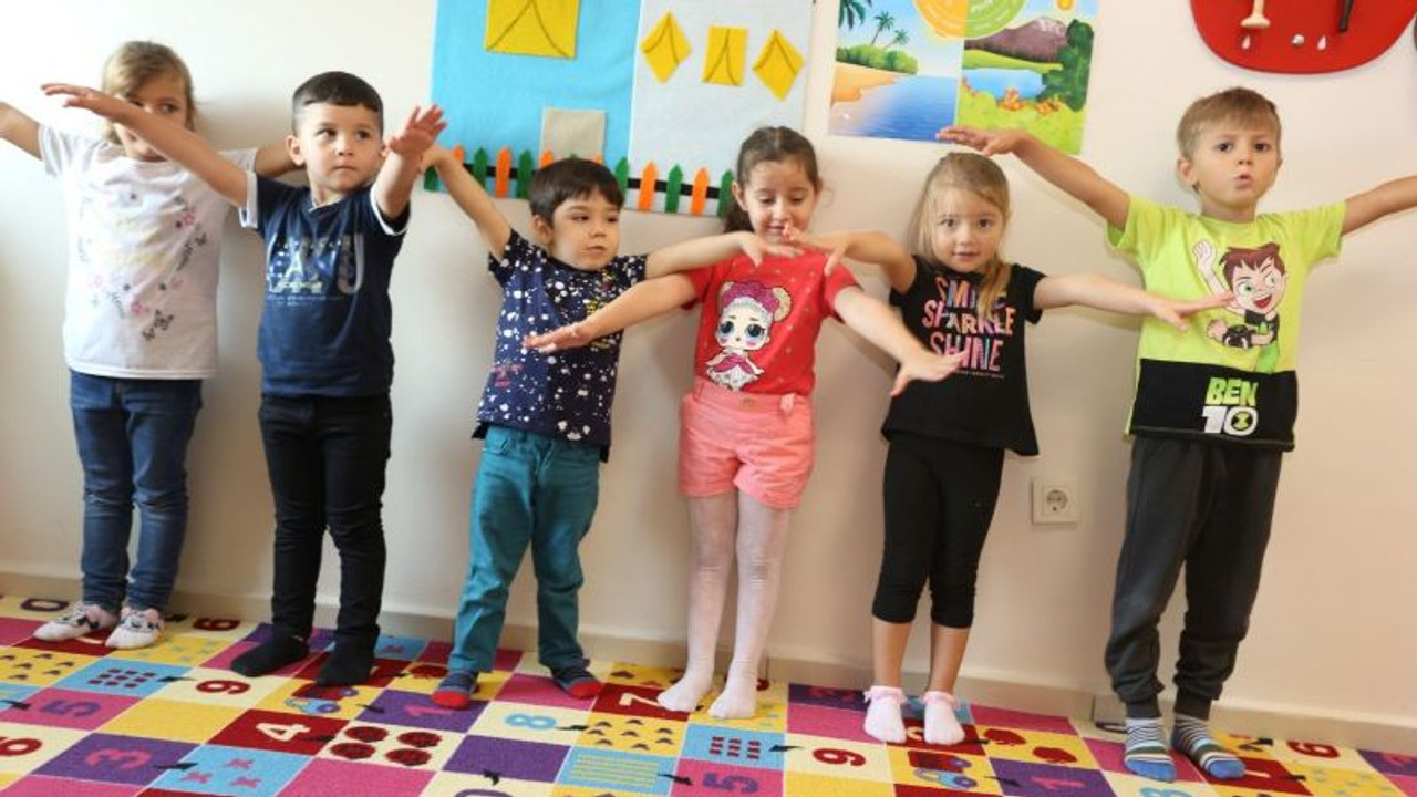 Haydi, çocuklar annelerle KO-MEK'e