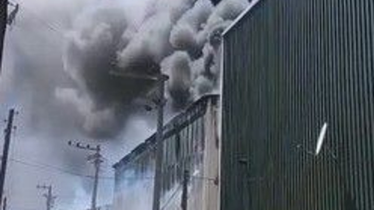 Kocaeli'de FABRİKA YANGINI