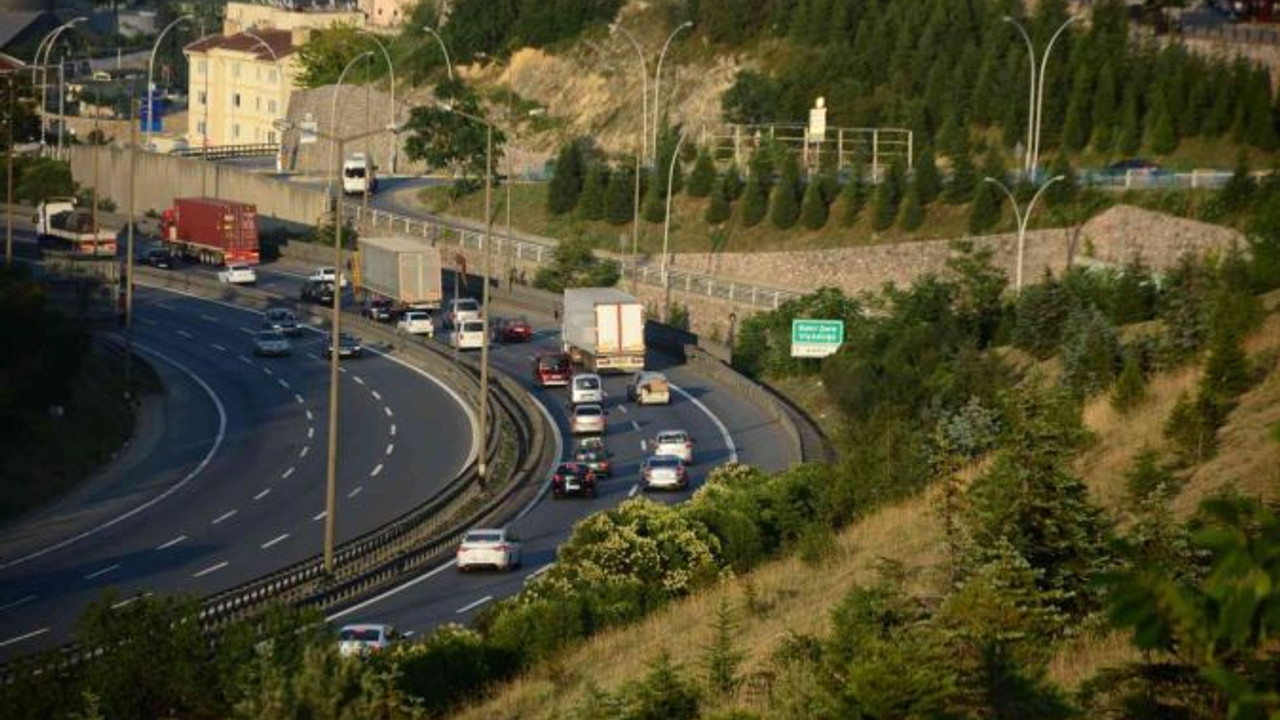 TEM’de bayram öncesi trafik akıcı