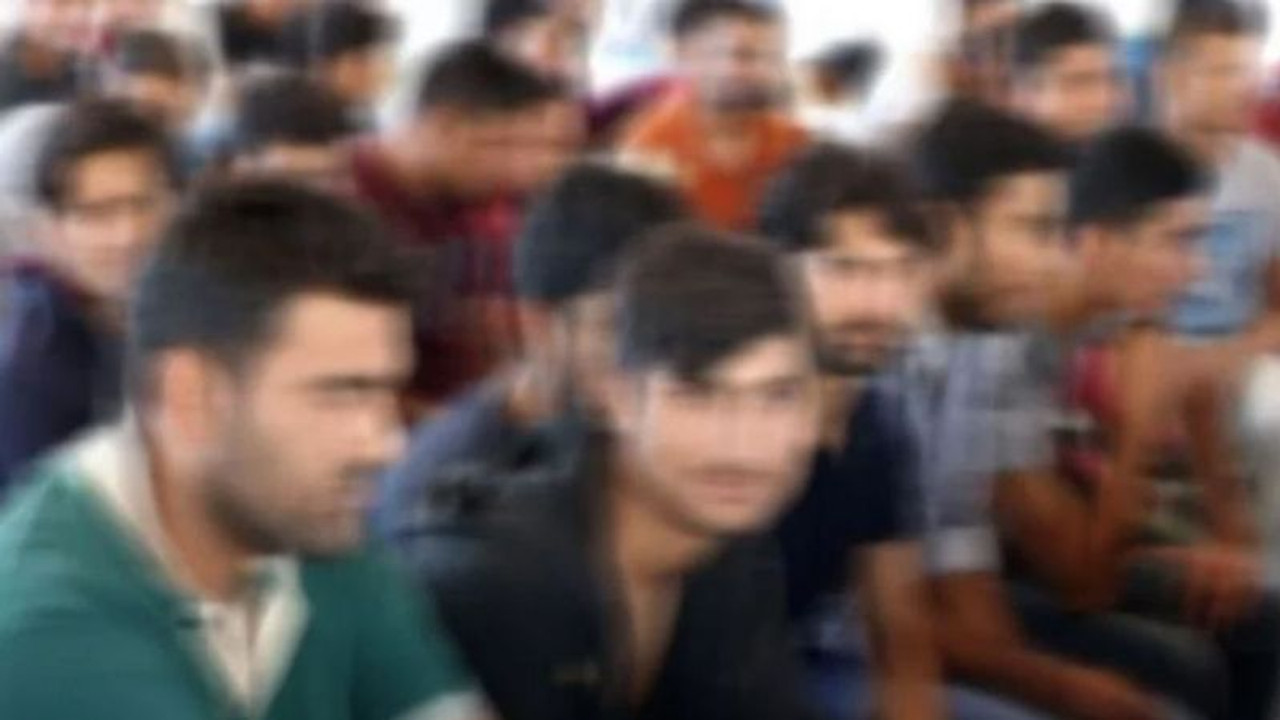 Kocaeli'de 54 göçmen sınır dışı edildi
