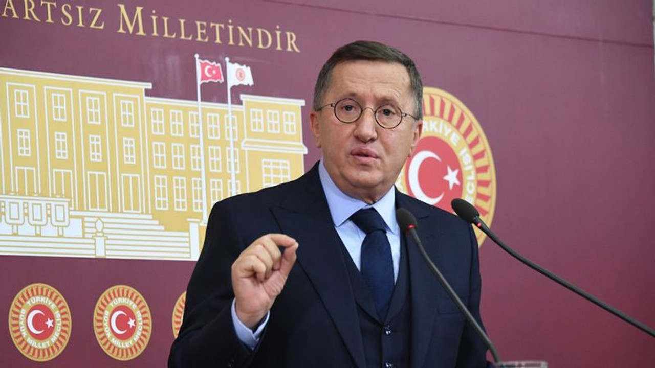 Türkkan, 3 yıldır bitmeyen konutları TBMM’ye taşıdı