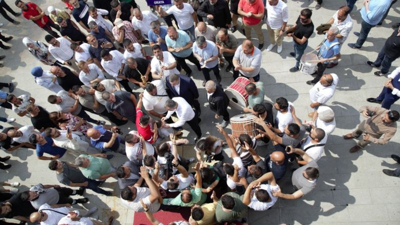 Büyükakın: Yüzde 30 zam size helal olsun