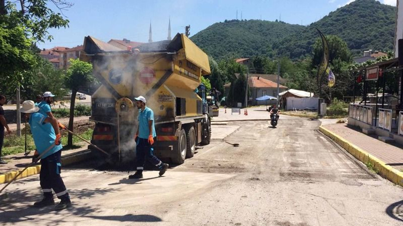 Kocaeli’de yollar bayrama hazırlandı