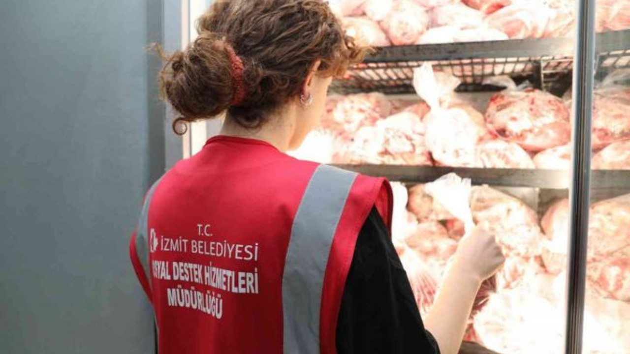 Hayırseverlerden 1 buçuk ton et bağışı