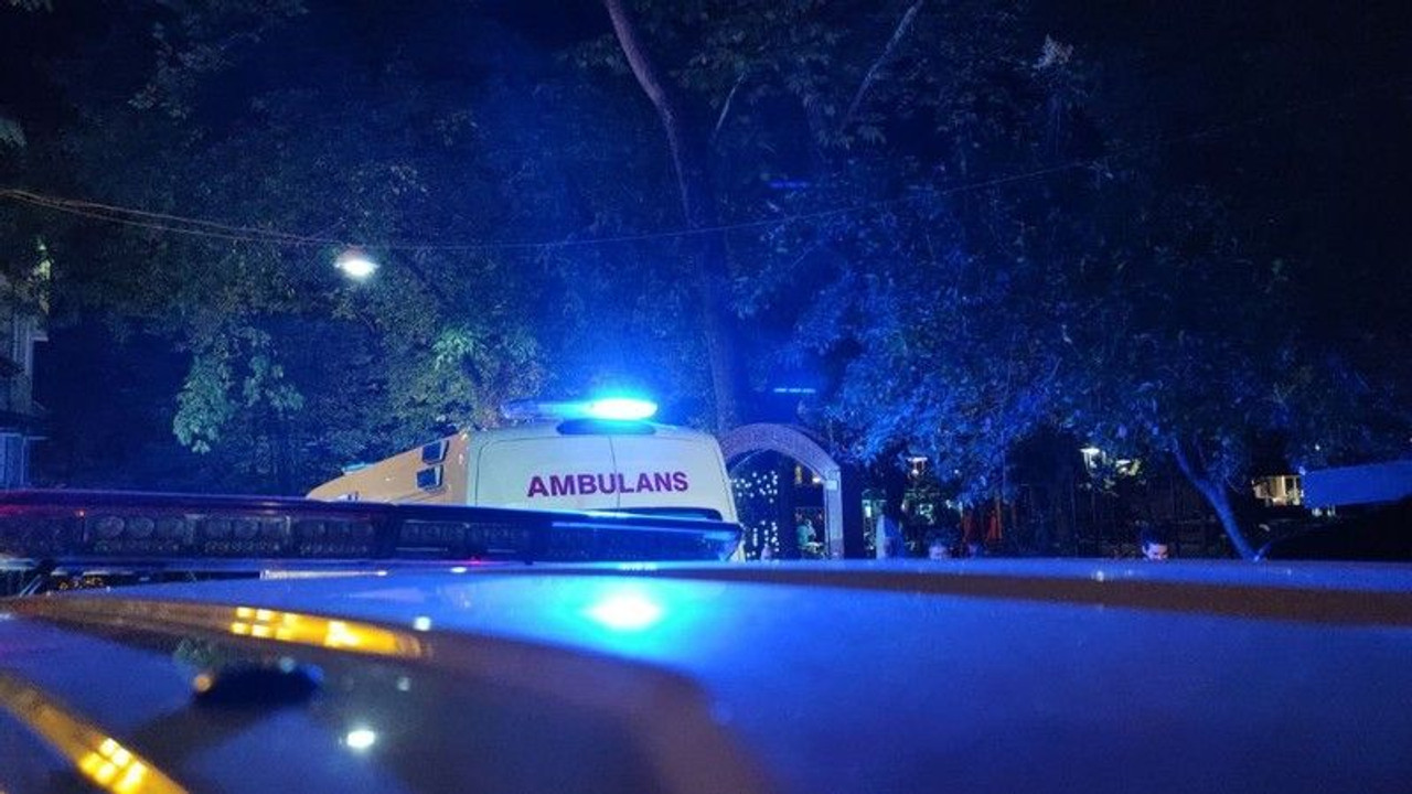 Bu nasıl baba! NARGİLE ŞİŞESİYLE KIZININ KAFASINA VURDU