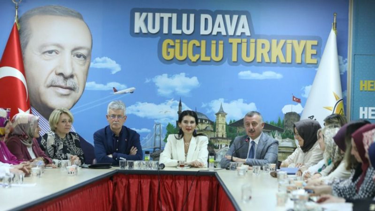 Büyükakın: "En büyük gücümüz kadın kollarımız"