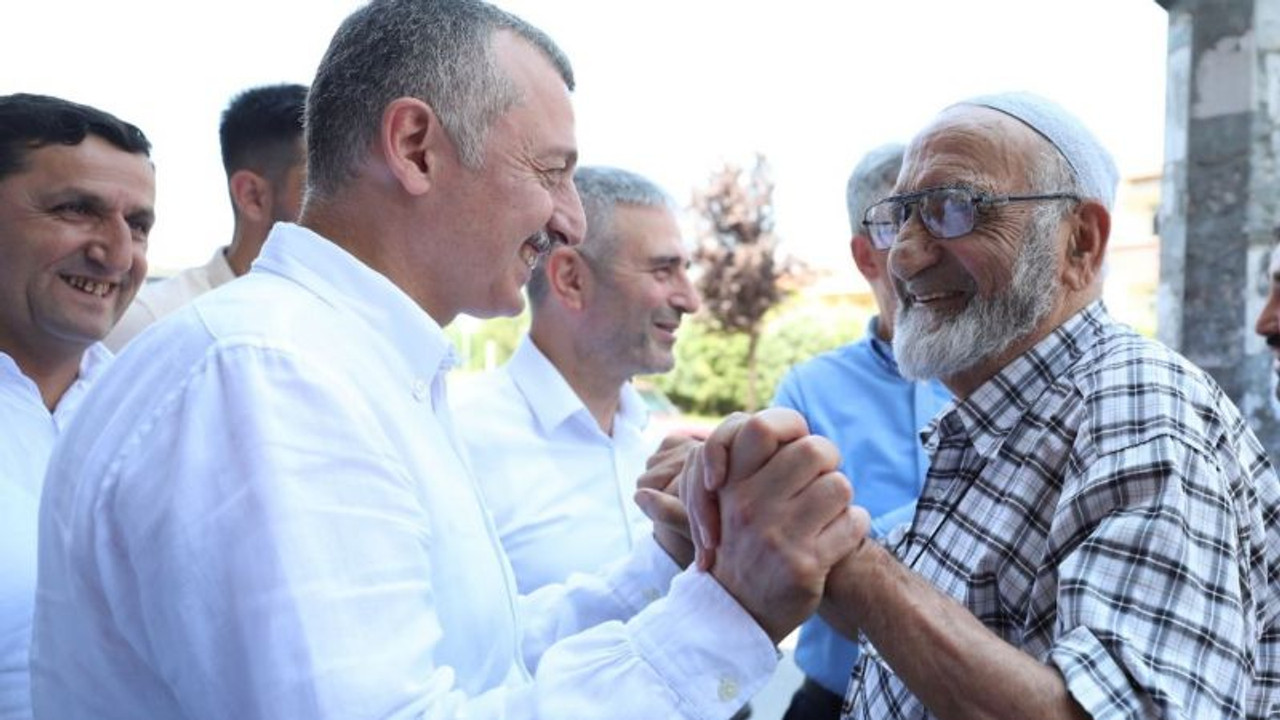 Büyükakın: "Çalışın ve bu millete hizmet edin' diyen bir milletimiz var"