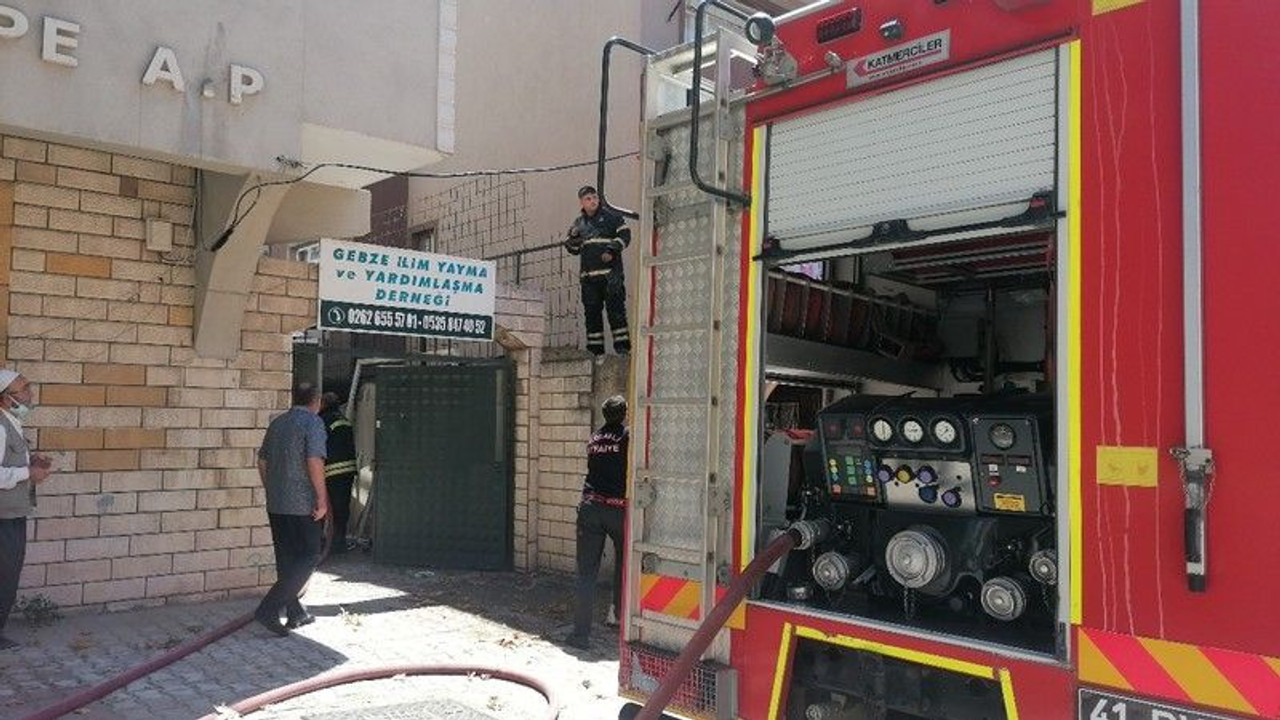 İlim Yayma Cemiyeti'nin müştemilatında yangın çıktı