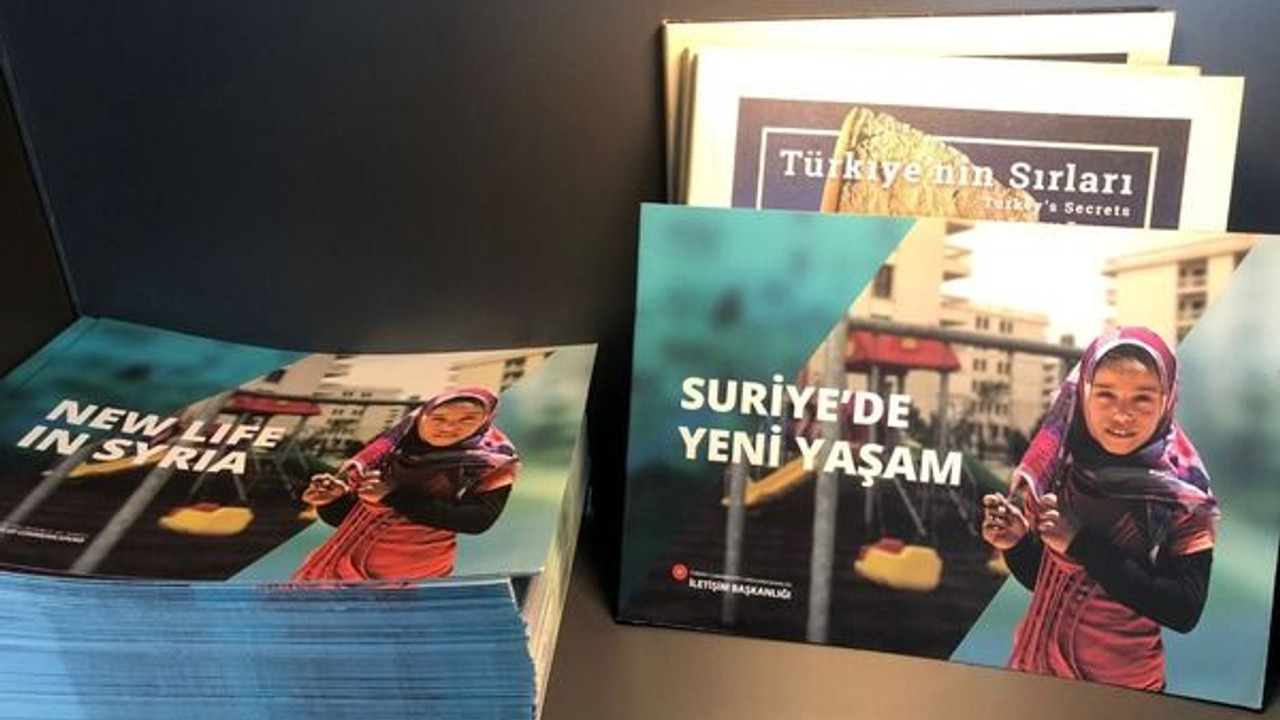 Cumhurbaşkanlığı standında dikkat çeken Suriye kitapçığı