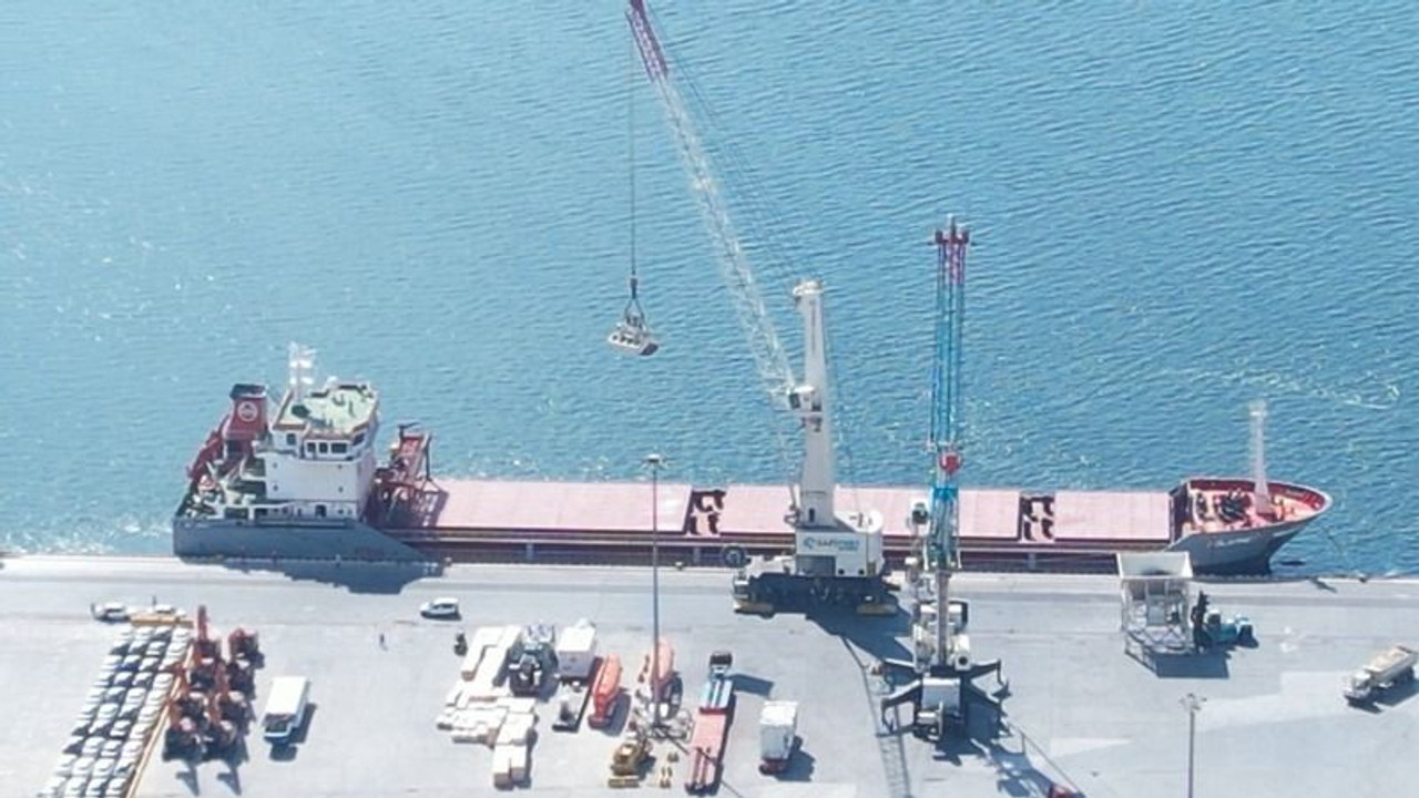 12 bin ton mısır yüklü "Polarnet" gemisi Derince Limanı’nda