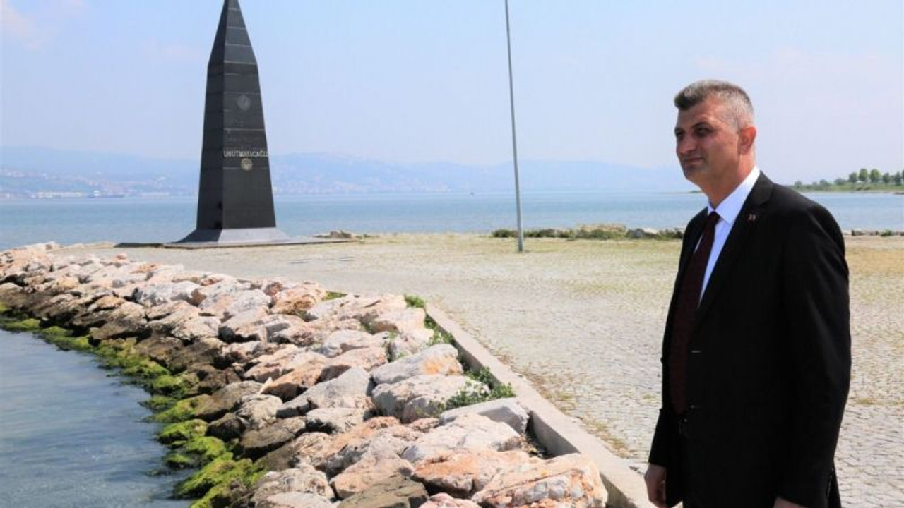 Gölcük Belediye Başkanı Ali Yıldırım Sezer: "Depremin izlerini silen Gölcüklüler geleceğe umutla bakıyor"
