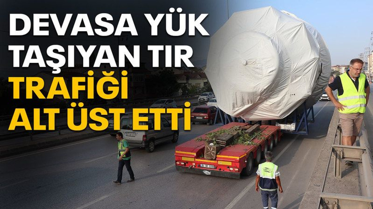 Kocaeli'de devasa yük taşıyan tır, trafiği alt üst etti!