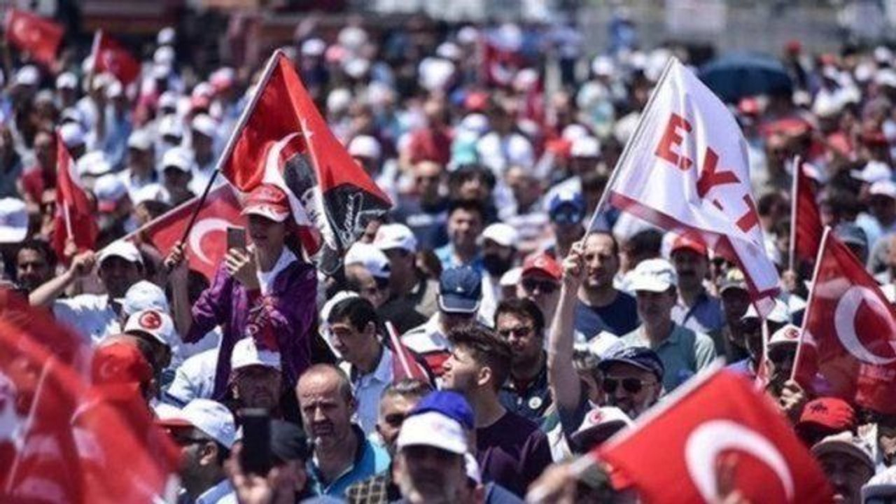 Bakan Bilgin, EYT ile ilgili duyuru yaptı!