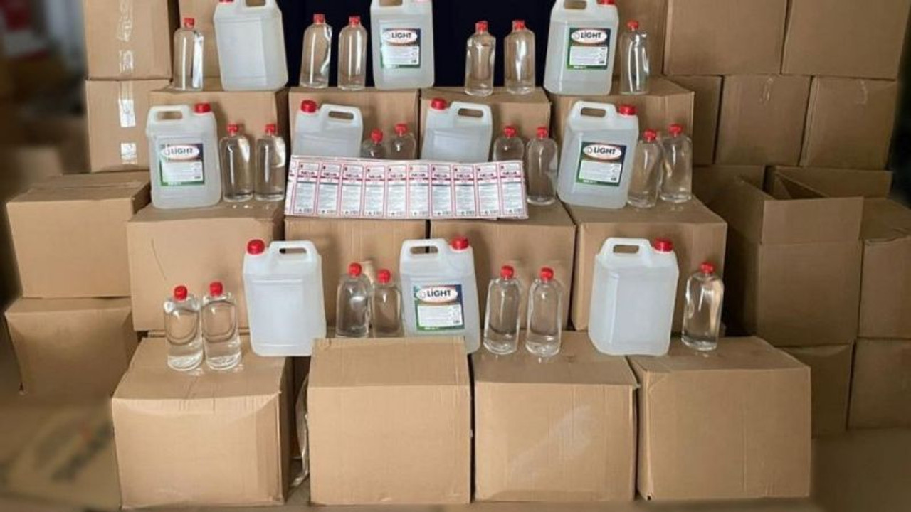 Kocaeli’de 4 ton 225 litre etil alkol ele geçirildi