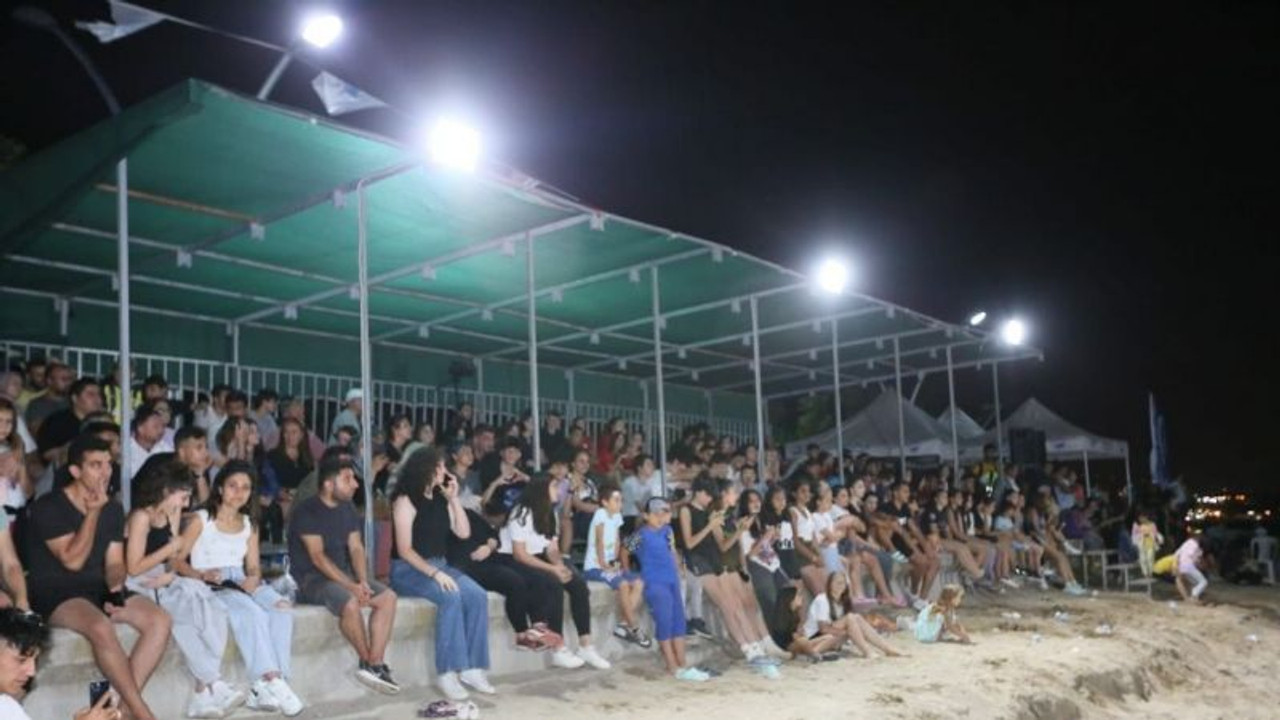 Derince plaj voleybolu turnuvasında şampiyonlar belli oldu