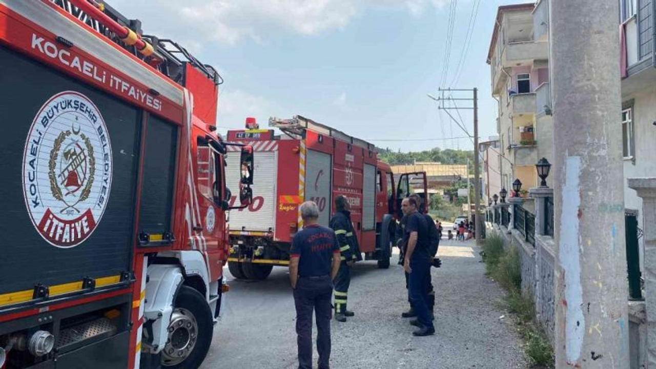 Binanın bacasında çıkan yangın paniğe neden oldu!