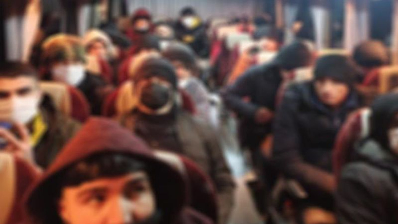 Yakalanan 113 düzensiz göçmen sınır dışı edildi