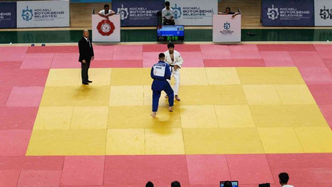 Ümitler Judo Balkan Şampiyonası'nda 259 sporcu kıyasıya mücadele ediyor!