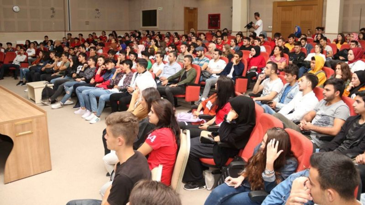 Büyükşehir' den Ulusal Staj Programı'na büyük destek!